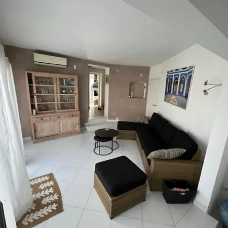 Prázdninový dům 398-casa Con Piscina Privada *